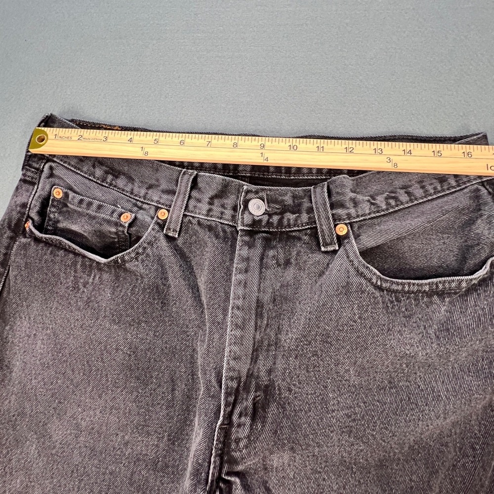 Levi's Black 550 Relaxed Fit Tapered Leg Jeans Mens 36x30 - Picture 3 of 8